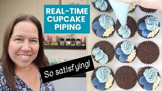 Satisfying Real Time Cupcake Decorating: Beautiful buttercream piping in blue shades.