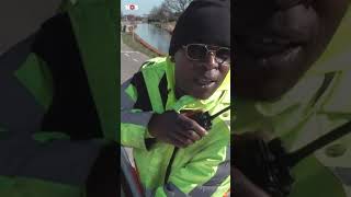 Thumbnail for Arnold regelt het verkeer en de sfeer