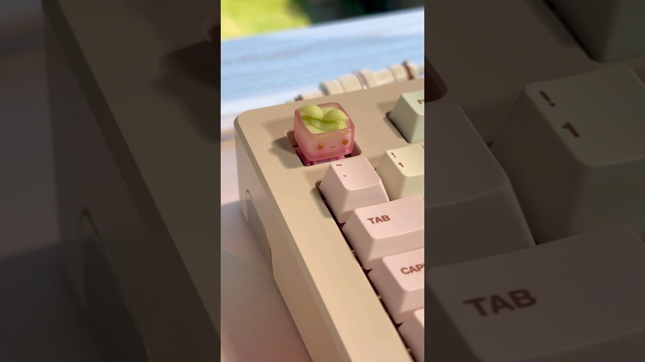 Sparkle Sprout Keycaps! 🌱💖🥰 In-stock! 