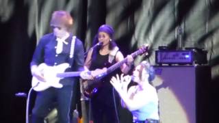 Jeff Beck O2 Arena 2016 : Scared For The Children chords