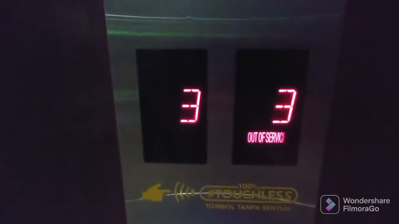 A Schindler elevator 5400AP At Kuningan city LIFT 4 With Chimes (PERFECT)
