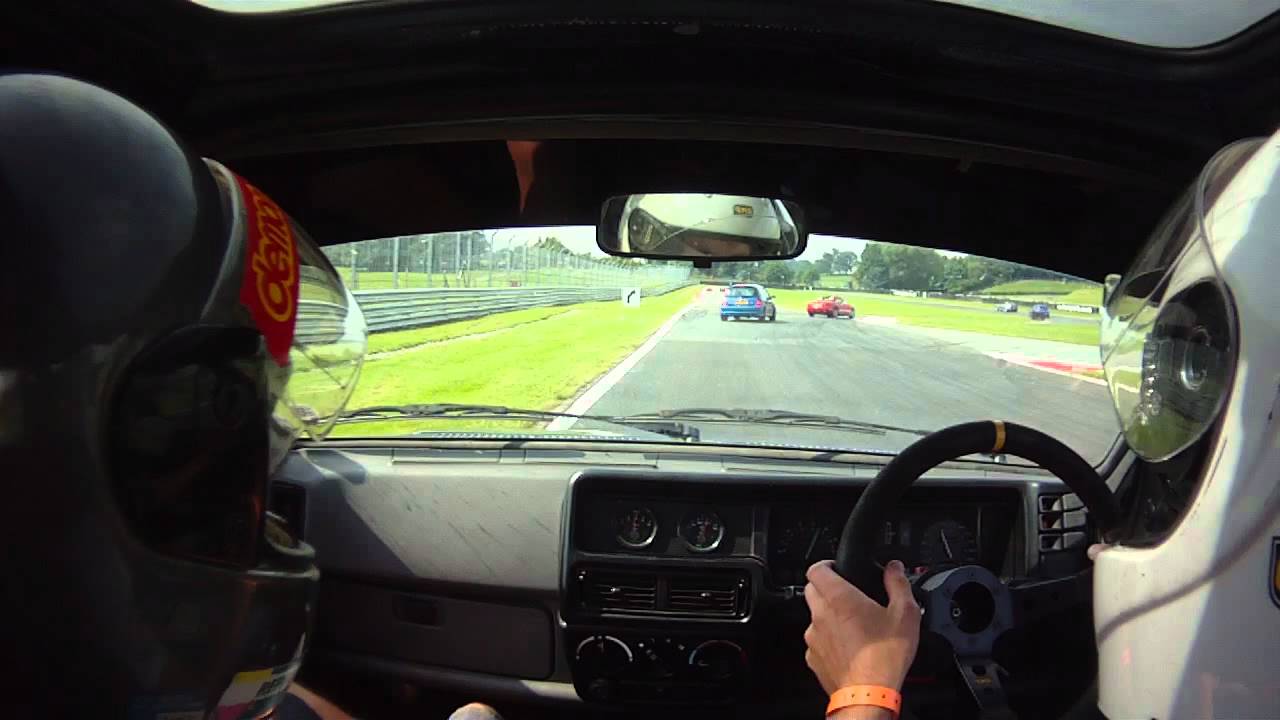 [Jamie Rigby] 175bhp Fiesta XR2 - Oulton Park 25-07-12 session 4 - YouTube