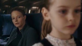 Su hija DESAPARECE en pleno vuelo (Resumen de películas)