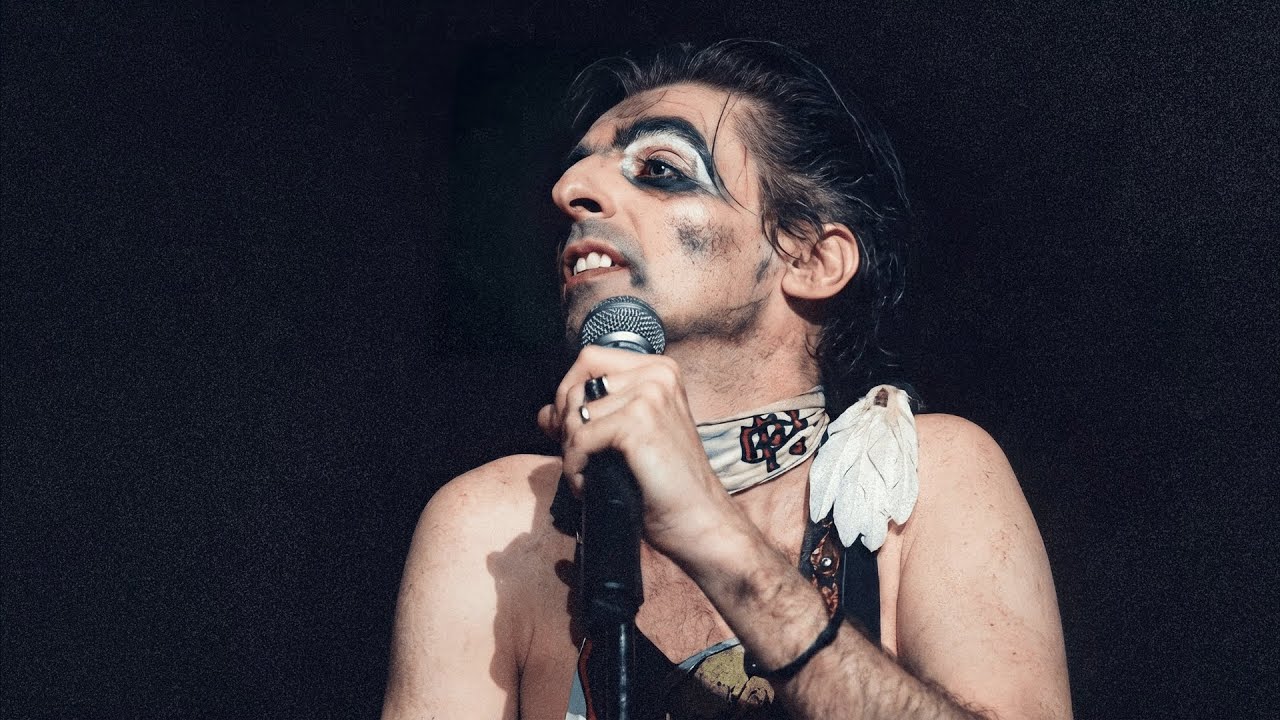 Alice Cooper - No More Mr. Nice Guy (Live 1981) - YouTube