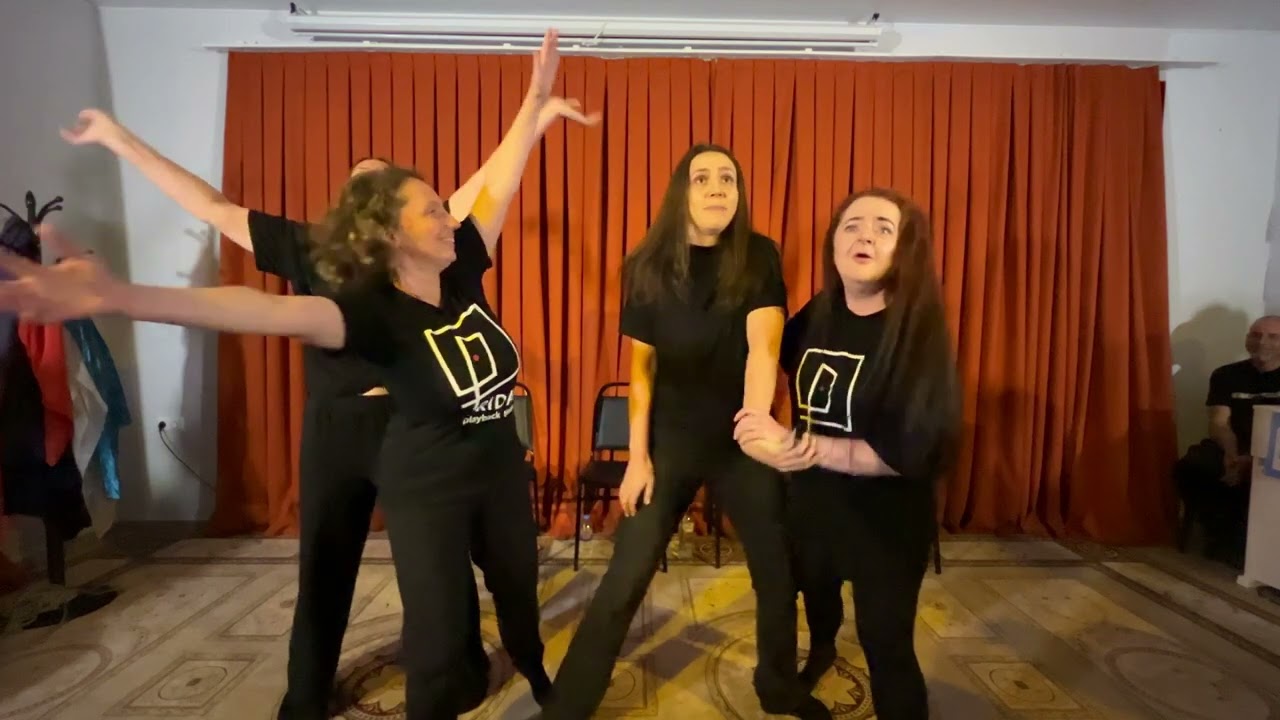 Перфоманс "Место под солнцем" - Букет - Playback Theatre Friday