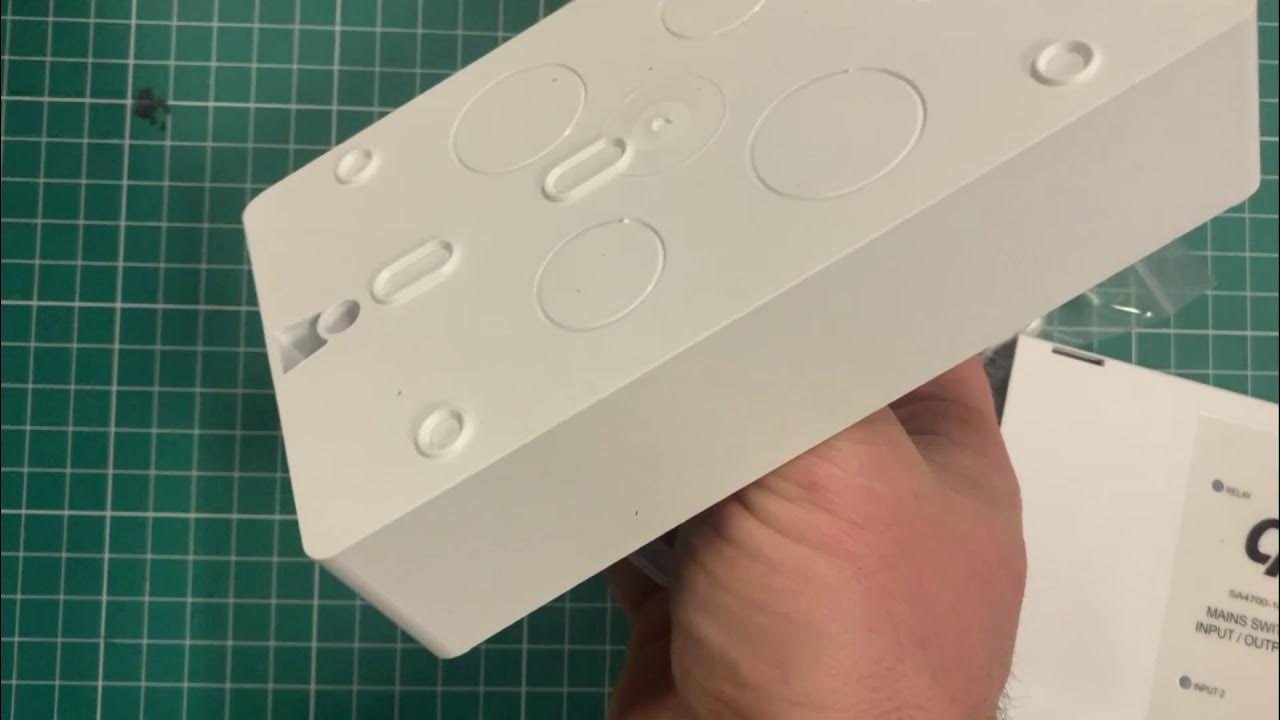 Apollo XP95 Input Output unit for switching Mains Voltage - YouTube