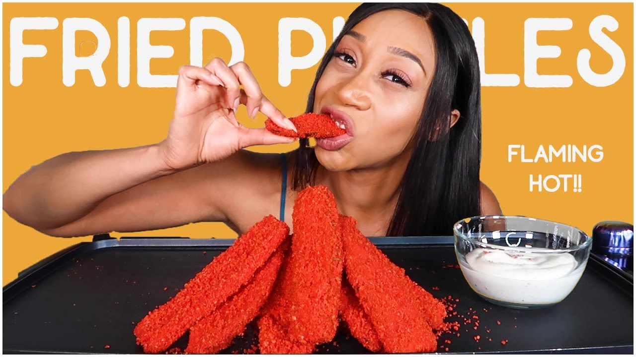 Острые жареные соленые огурцы с сыром Cheetos и соусом ранч-мукбанг