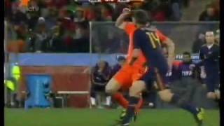 Holland player kung fu kicks Spain player (Netherlands vs Spain) Wc 2010 Final