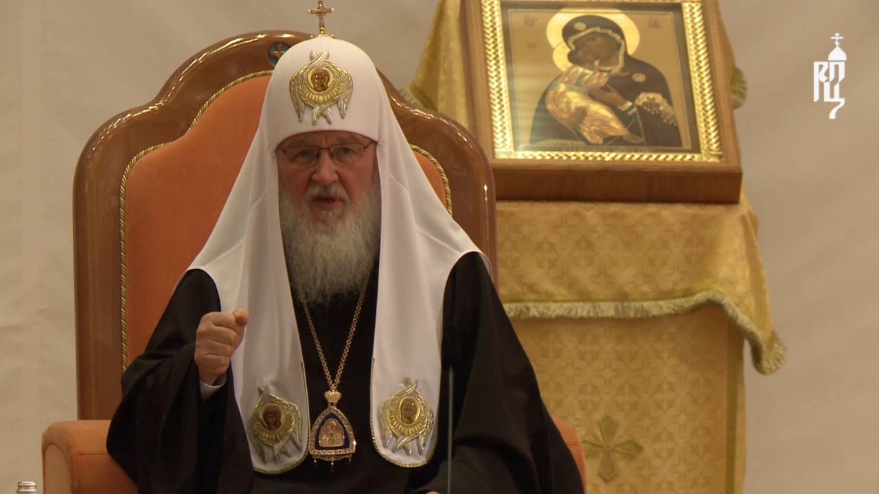Патриарх кирилл мерседес