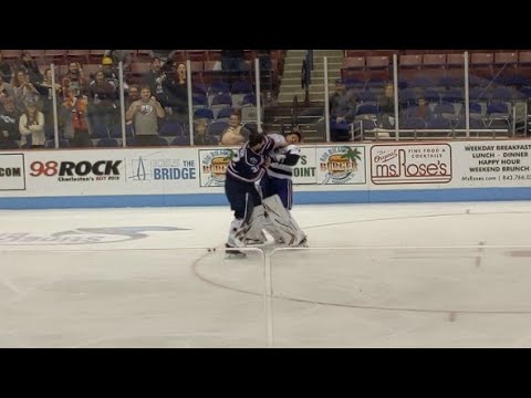 Logan Thompson VS Michael Mcniven Hockey Fight | Stingray's Vs Icemen