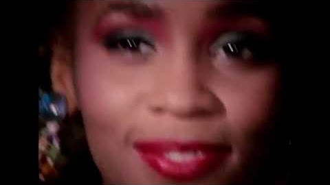 歌姫ホイットニー・ヒューストンの波乱万丈の生涯に迫る『ホイットニー～オールウェイズ・ラヴ・ユー～』予告