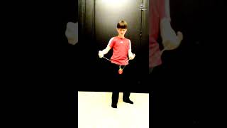 Watch out for me... 😈 @tai-the-hobby-guy @Aspenyo-yos @evanyoyos #yoyo #yoyotricks #shorts