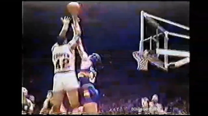 Wayne Cooper Nice Shooting Touch 20 Points, 3 Bloc...
