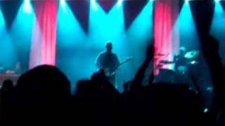 View Pixies Live Concert Performance of Here Comes Your Man in Toulouse