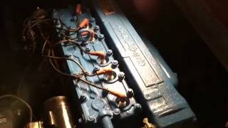 Chris-Craft Marine Engine - Model KL Startup