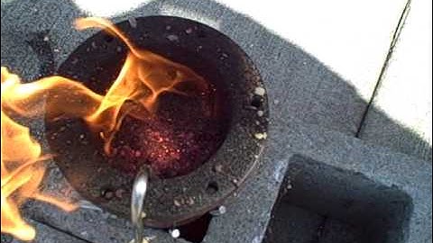 Fluidized bed biomass gasification experiment -- last refuel (part 3)