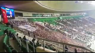 Bursaspor - Trabzonspor maçı tribünlerde 61. dakika şovu