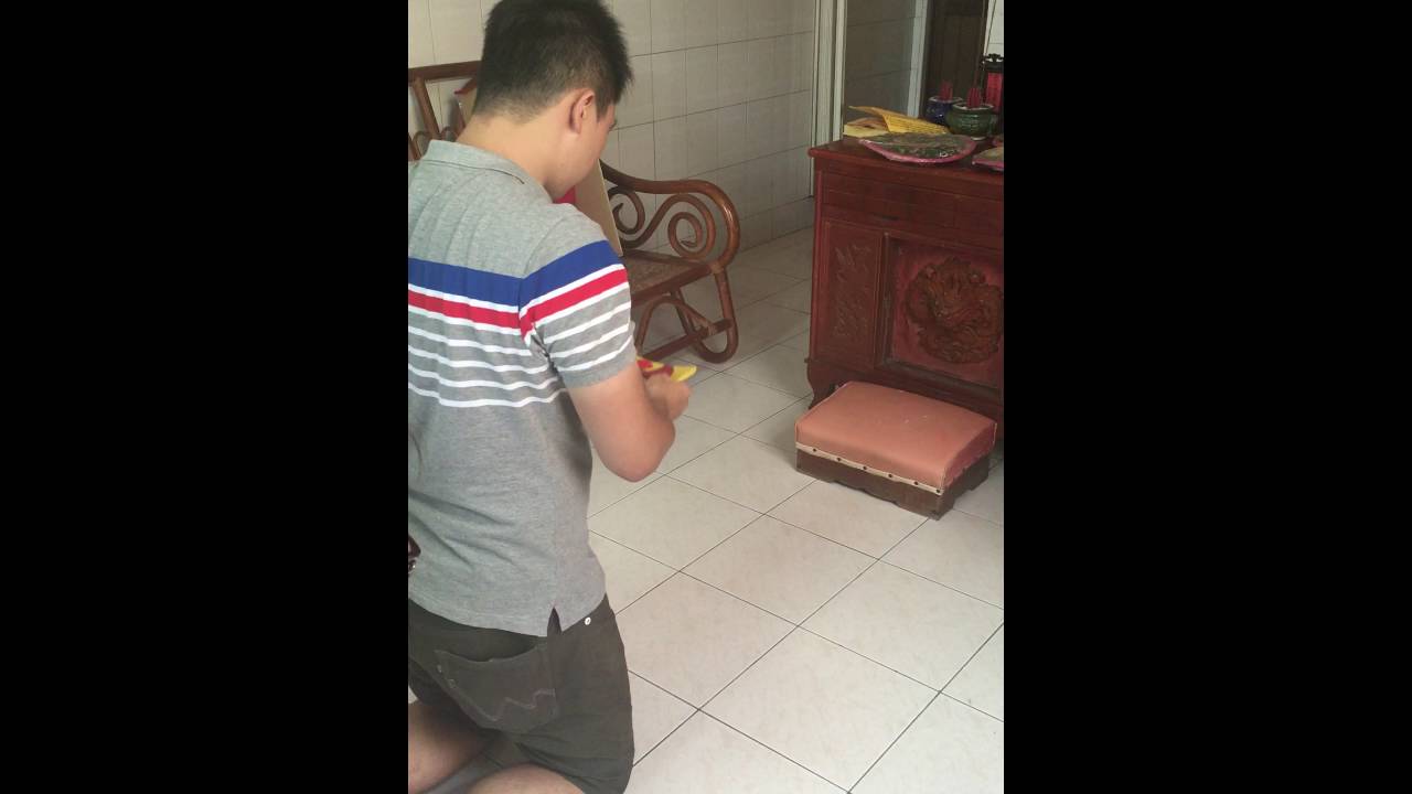 【江柏樂/風水祖先】說明: 徐小姐因爺爺的黃姓生父早逝，媽媽改嫁徐姓繼父，後來祖先牌位也都只有拜徐氏祖先，有一天爺爺因身體不適覺得應當拜黃姓祖先，所以徐小姐的爸爸就把黃姓祖先牌位請進來，...... 縮圖