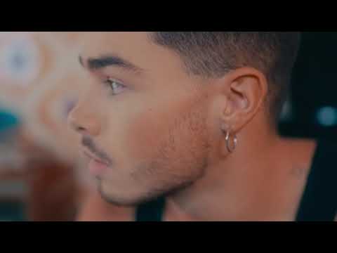 YouTubeでQualcosa di nuovo - Chriss (feat. Jeky) - Official Videoを視聴