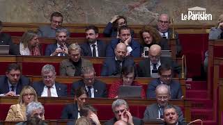 Криза во Франција: Премиерот Лекорну неочекувано поднесе оставка