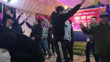 sắt thép Trung dung tiệc tất niên vui Văn nghệ