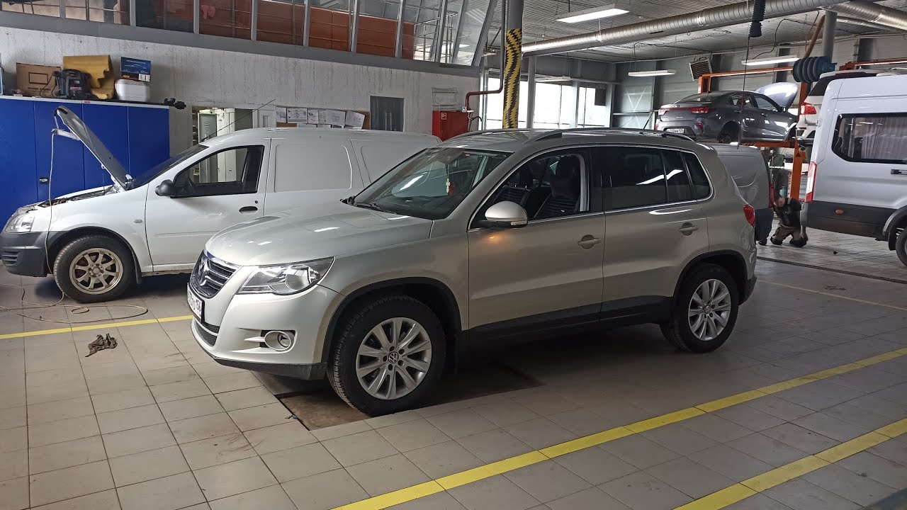 01117 VW TIGUAN нет зарядки