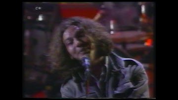 Pearl Jam  - Animal (Live from the MTV Video Music Awards, 1993)