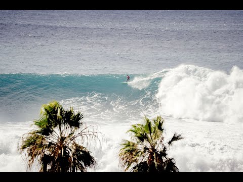 Drone footage of the Huge Waves at Jardim do Mar on 5 November 2023