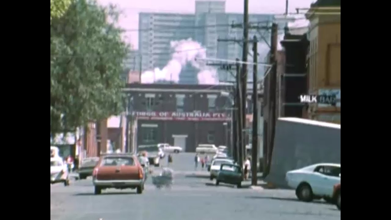 Hotham St Collingwood 1974, Collingwood FC social club & the Carlton commission flats.