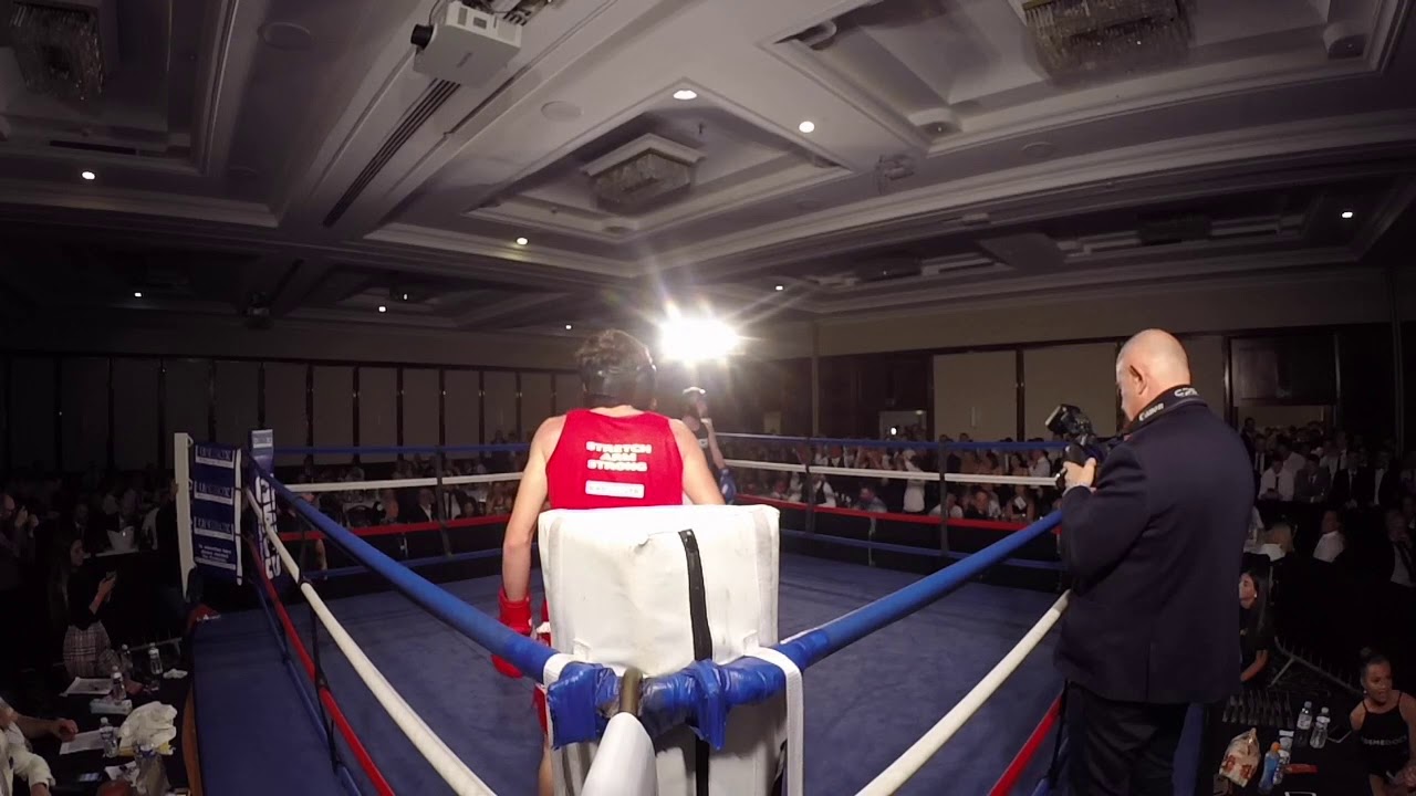 Ultra White Collar Boxing | Southampton | Stretch Arm Strong VS Toby coombes