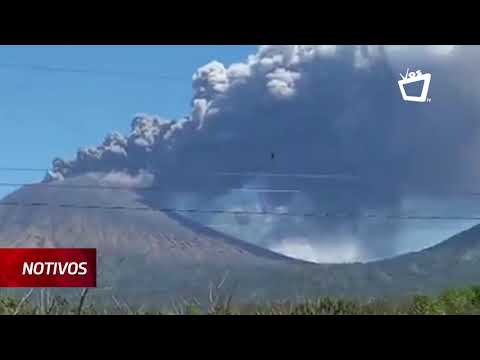IMPACTANTE! Explosin del Volcn San Cristobal