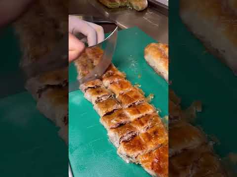 Kıymalı Kol Böreği