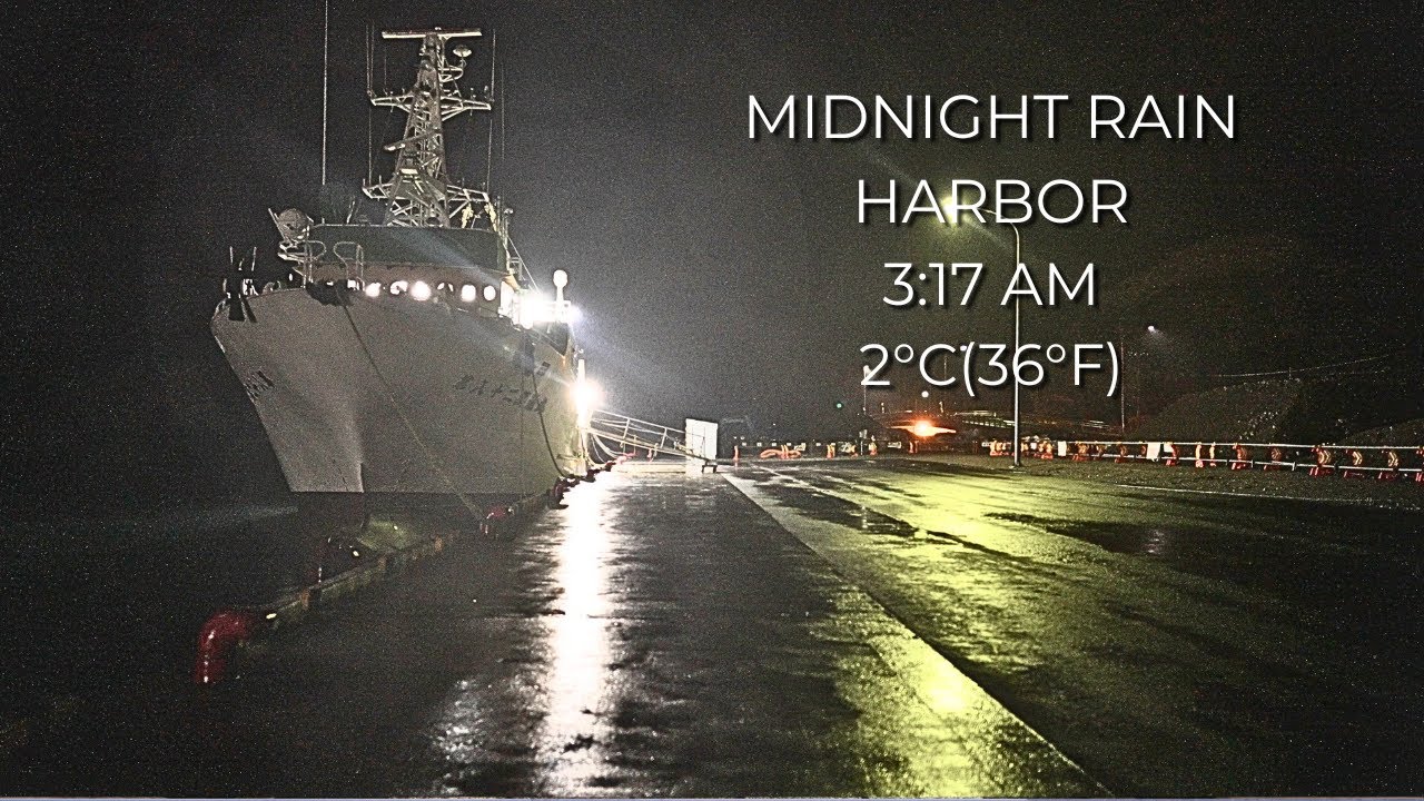 Midnight Harbor: Rainy Port Walk (3:17 AM) | Muroran, Japan [4K] | Quiet Walk #038