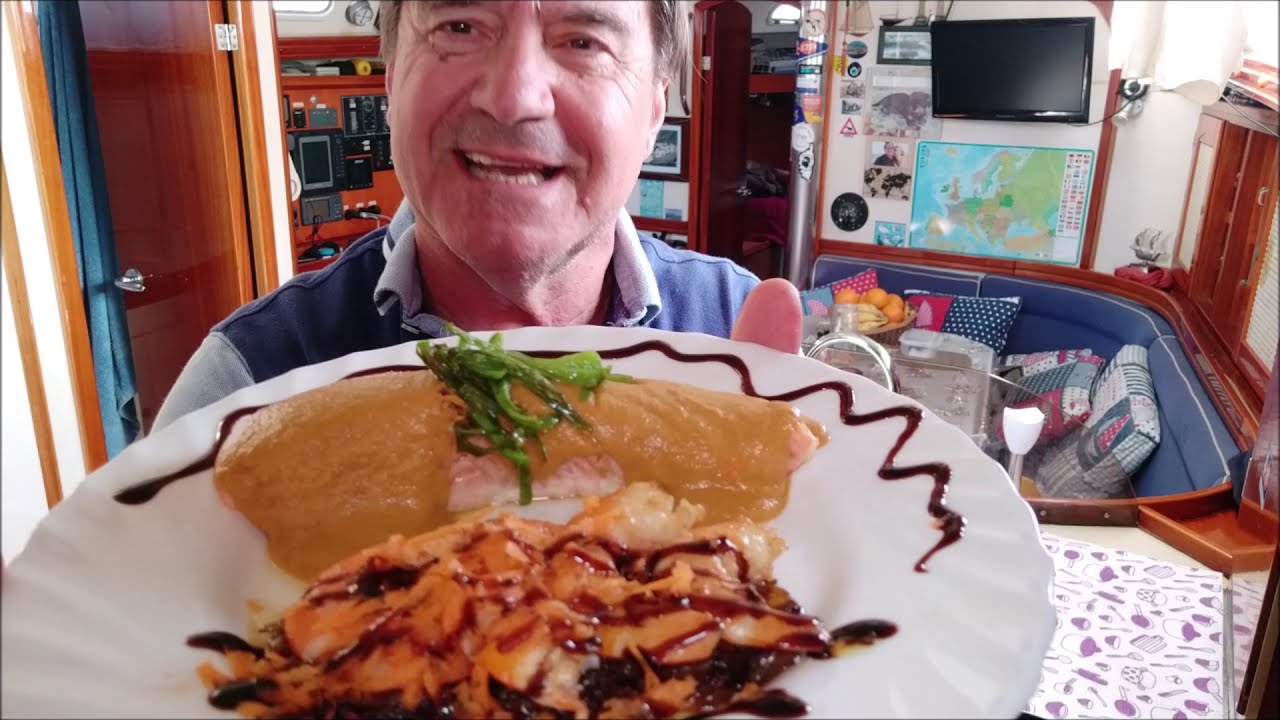 50# Salmón en salsa de langostinos