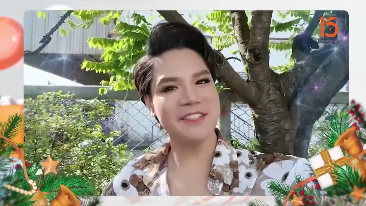ละคร ไฟน้ำค้าง 2567 ในโลกที่เงินตราและอำนาจสามารถบิดเบือนทุกสิ่งได้ พลับพลา หญิงสาวผู้ยึดมั่นในศักดิ์ศรีและความถูกต้อง กลับถูกโชคชะตาเล่นตลก เมื่อต้องเผชิญหน้ากับ ภีม ชายหนุ่มผู้เพียบพร้อมแต่เต็มไปด้วยความแค้น เขาเข้าใจผิดว่าเธอคือ "เมียน้อย" ที่ทำลายครอบครัว และเริ่มต้นเกมแห่งการแก้แค้นด้วยไฟริษยาที่ร้อนแรง แต่เมื่อม่านแห่งความเข้าใจผิดถูกเปิดออก เผยให้เห็นถึงความบริสุทธิ์ของหัวใจที่ยอมทำทุกอย่างเพื่อปกป้องคนที่รัก เกมรักที่เขาเริ่มต้นจึงค่อย ๆ เปลี่ยนเป็นความรู้สึกที่ลึกซึ้งยิ่งกว่า ความแค้นจะสามารถแปรเปลี่ยนเป็นรักแท้ได้หรือไม่ และหัวใจที่เคยเต็มไปด้วยบาดแผลจะได้รับการเยียวยาจากความจริงอันแสนเจ็บปวดได้อย่างไร 30