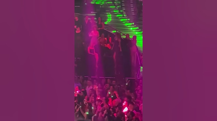 Karol G pone a bailar a Taylor Swift
