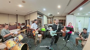 Jamming Session: For All of My Life - Noviandrea and The Band