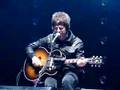 Noel Gallagher Moscow - There Is A Light That Never Goes Out