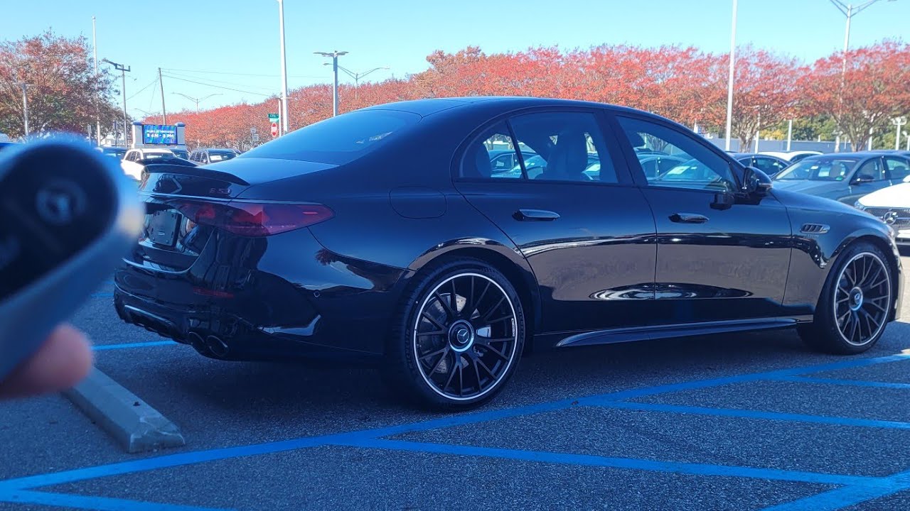 Тест-драйв седана Mercedes-Benz AMG E 53 Hybrid 2026 года | Обзор