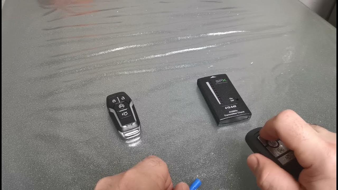 Ford S Max Schlüssel Anlernen Nach Batteriewechsel Batteriewechsel bei Ford Schlüssel - YouTube