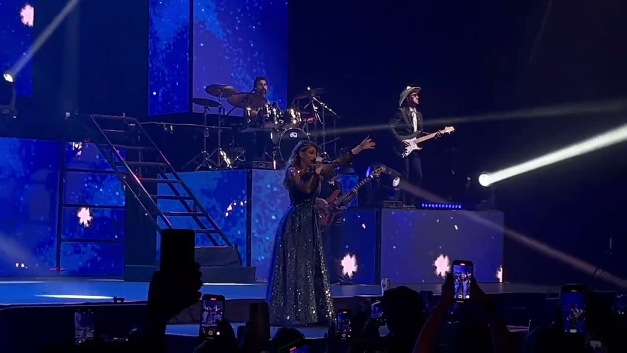 Mi vestido azul - Floricienta (Flor Bertotti tour 2024 en Monterrey 12/02/2024)
