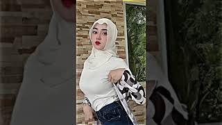 Jilbab Putih