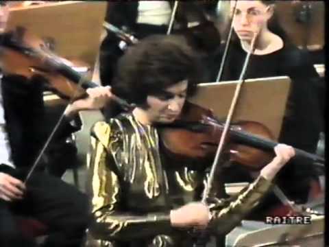 Mozart Concerto in A Major - 3rd Movement - Tempo di Menuetto - Nina Beilina