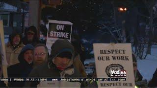 Erie Democratic Party members join Wabtec union workers on line