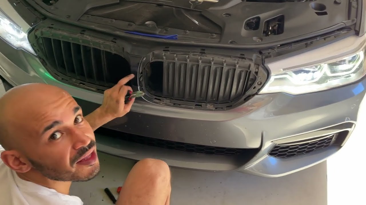 How To Remove The Adaptive Grill On A BMW G30 540i With No Check Engine ...