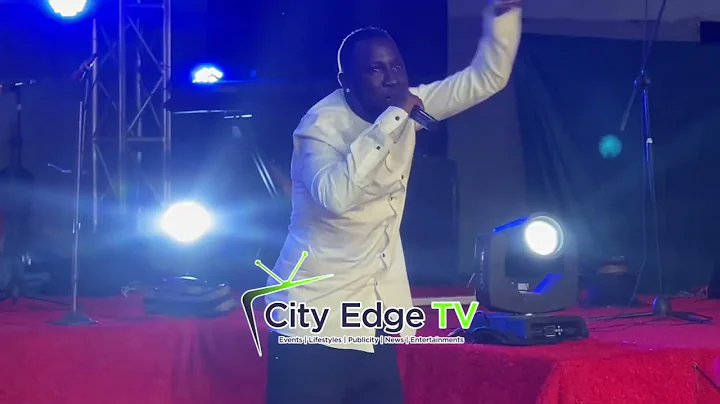 SERIKI OMOOWO LIVE PERFORMANCE AT OBESERE & FRIENDS CONCERT