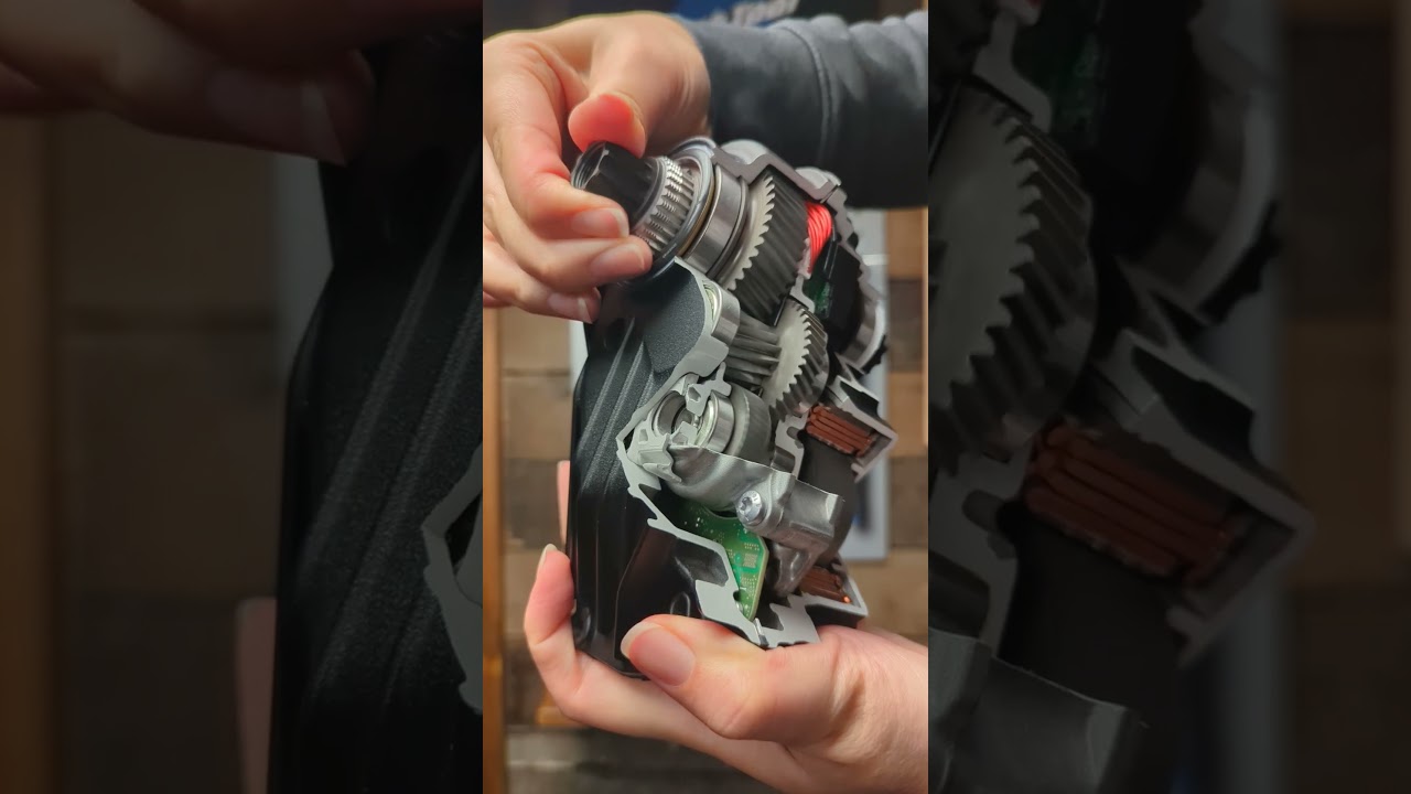 Ever wondered what’s inside a BOSCH CX motor? 👀⚙️ This is what powers your ride 🔋⚙️