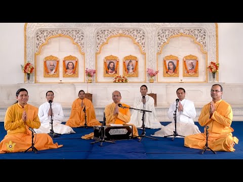 Devotional Kirtan Session by YSS Monastics