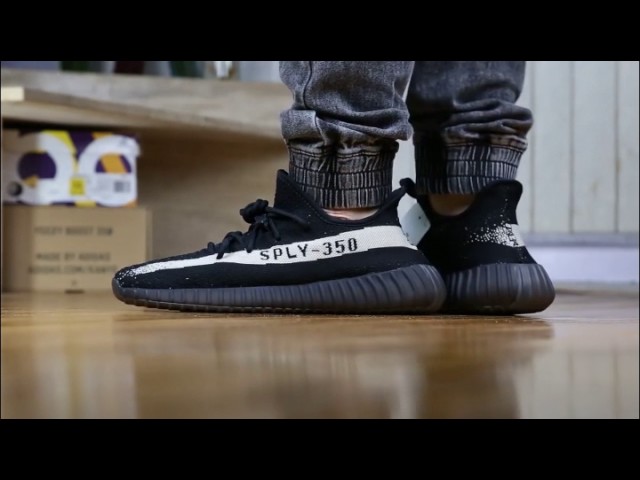 تمتص Sui السنونو yeezy boost 350 v2 