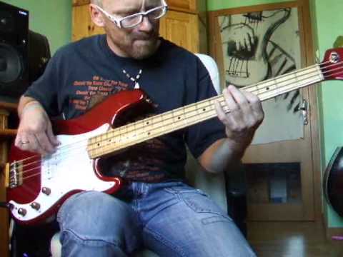 FENDER SPECIAL CHERRY  USA 1980 SOUNDTEST